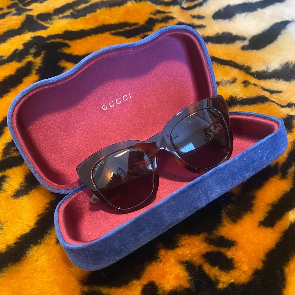 Gucci Tortoise Sunglasses with Blue Velvet Case